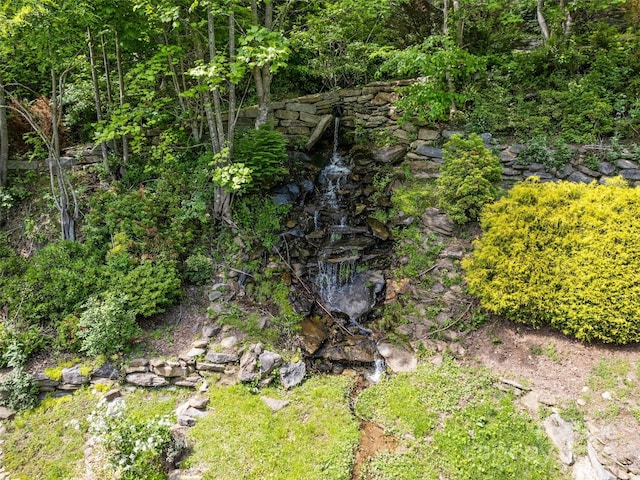 218 Red Oak Dr, Maggie Valley, NC 28751 - view of yard