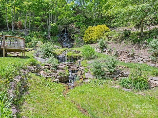 218 Red Oak Dr, Maggie Valley, NC 28751 - view of yard featuring a deck
