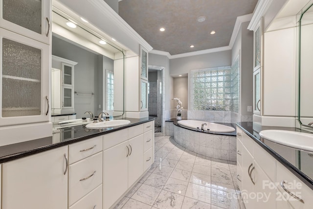 102 Eastham Ct, Mooresville, NC 28117 - full bath featuring a healthy amount of sunlight, crown molding, and a sink