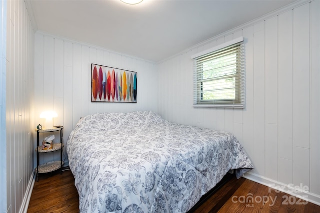846 Gist Rd, Rock Hill, SC 29732 - bedroom featuring baseboards, dark wood finished floors, and crown molding