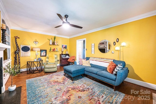 310 1st St NE, Hickory, NC 28601 - living area with wood finished floors, baseboards, ceiling fan, and crown molding