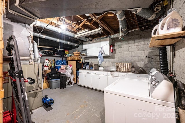 310 1st St NE, Hickory, NC 28601 - unfinished below grade area with separate washer and dryer