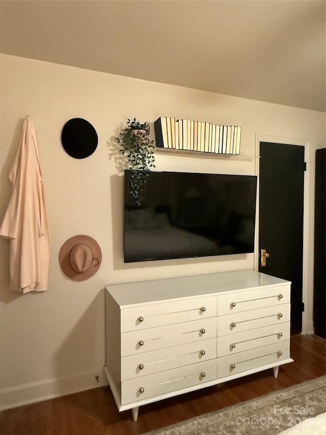1501 Briarfield Dr, Charlotte, NC 28205 - room details with wood finished floors and baseboards