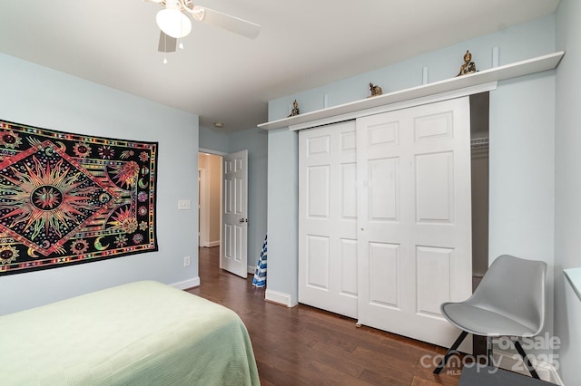 9904 Rocky Ford Club Rd, Charlotte, NC 28269 - bedroom with baseboards, a ceiling fan, dark wood-style flooring, and a closet