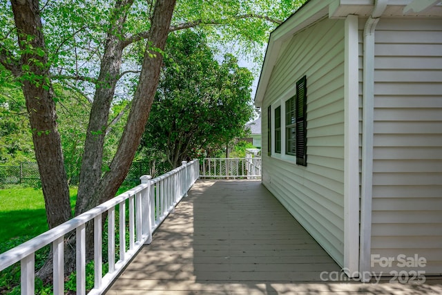 402 Hudson St, Winnsboro, SC 29180 - view of wooden terrace
