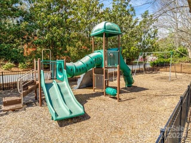 15618 Eagleview Dr, Charlotte, NC 28278 - photo 43