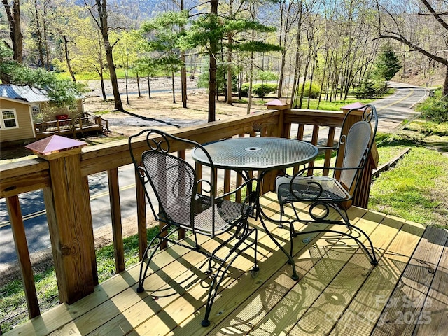 5381 State Highway 197 S Unit 3, Burnsville, NC 28714 - deck with outdoor dining space