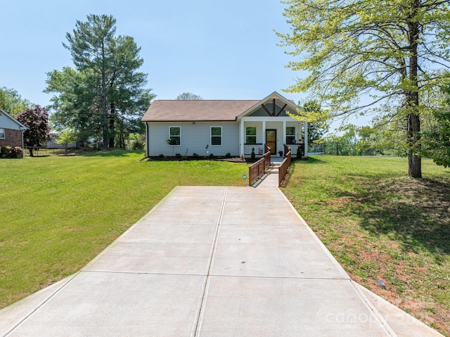 3121 Suffolk Dr, Shelby, NC 28152 - bungalow with a front yard