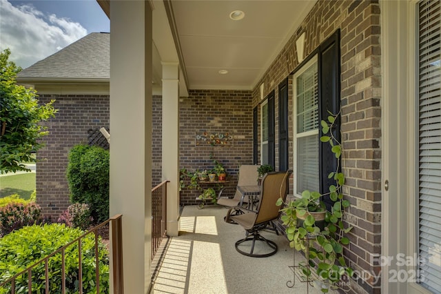 view of patio featuring covered porch