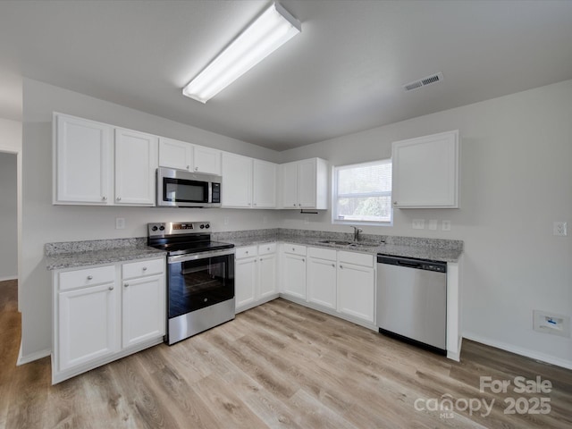4018 Larkhaven Village Dr, Charlotte, NC 28215 - photo 11