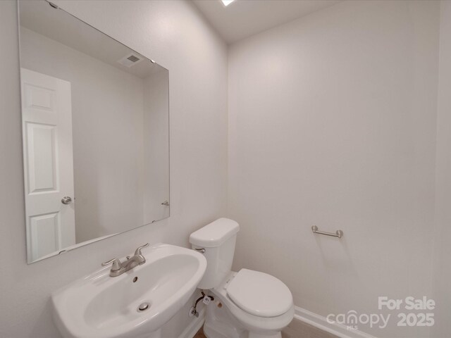 4018 Larkhaven Village Dr, Charlotte, NC 28215 - photo 19