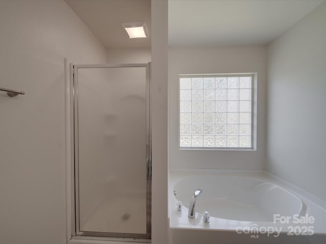 4018 Larkhaven Village Dr, Charlotte, NC 28215 - photo 32
