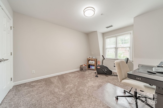 984 Park Slope Dr, Charlotte, NC 28209 - carpeted office space with baseboards