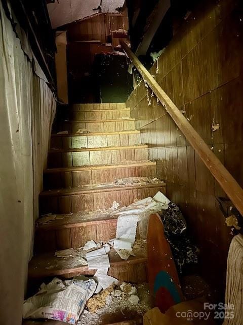 6000 S Main St, Salisbury, NC 28147 - view of stairway