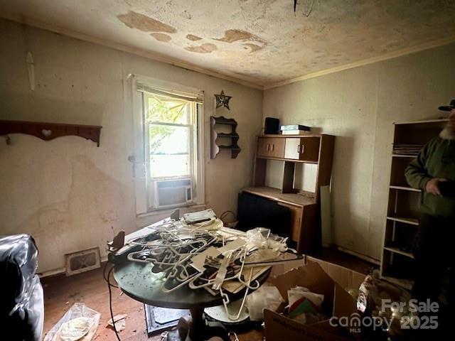 6000 S Main St, Salisbury, NC 28147 - misc room featuring ornamental molding
