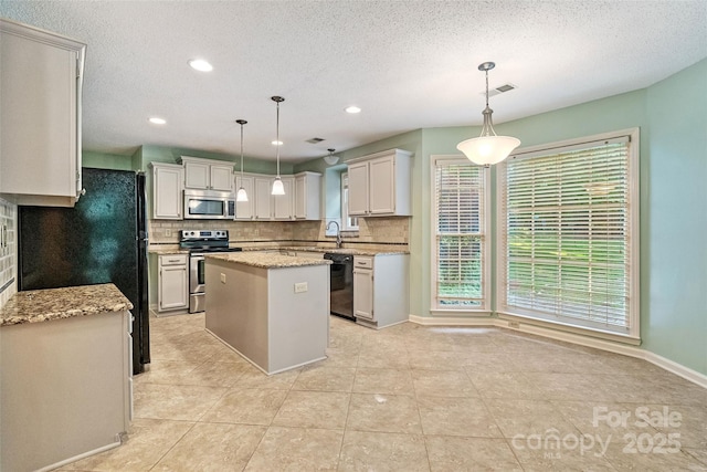 9100 Cameron Wood Dr, Charlotte, NC 28210 - photo 13