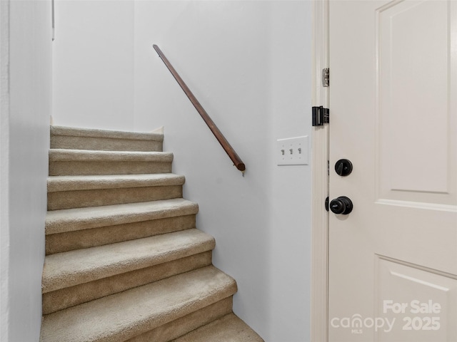 802 Parkway Vista Dr, Asheville, NC 28805 - photo 14