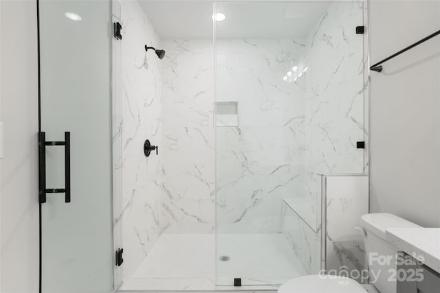 925 Twin Lakes Rd, Rock Hill, SC 29732 - full bath featuring toilet, a marble finish shower, and recessed lighting