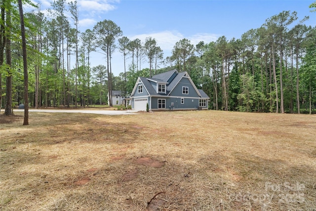 925 Twin Lakes Rd, Rock Hill, SC 29732 - view of front facade featuring concrete driveway and an attached garage