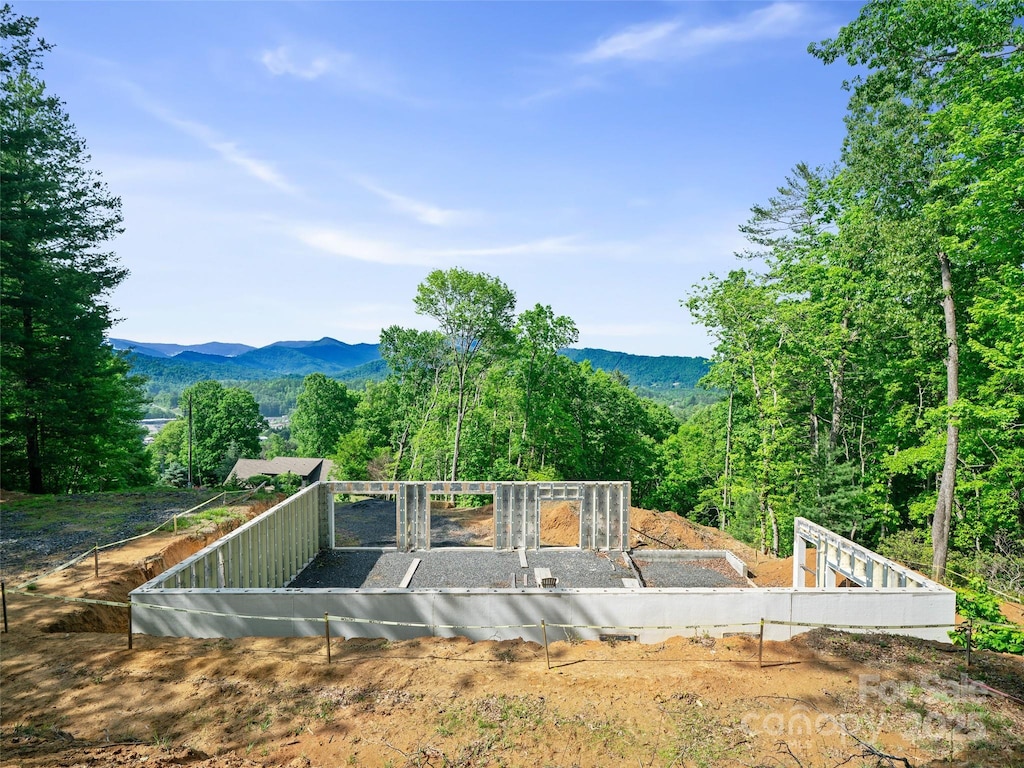 251 Sunrise Ln, Burnsville, NC 28714 - photo 1