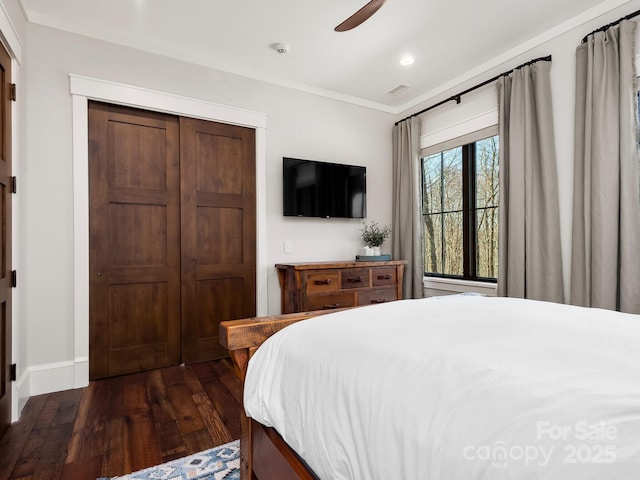61 Back Bone Way Unit 203, Sylva, NC 28779 - bedroom featuring a closet, crown molding, dark wood finished floors, baseboards, and recessed lighting