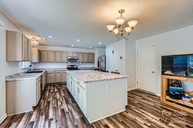 8919 Oransay Way, Charlotte, NC 28278 - photo 5
