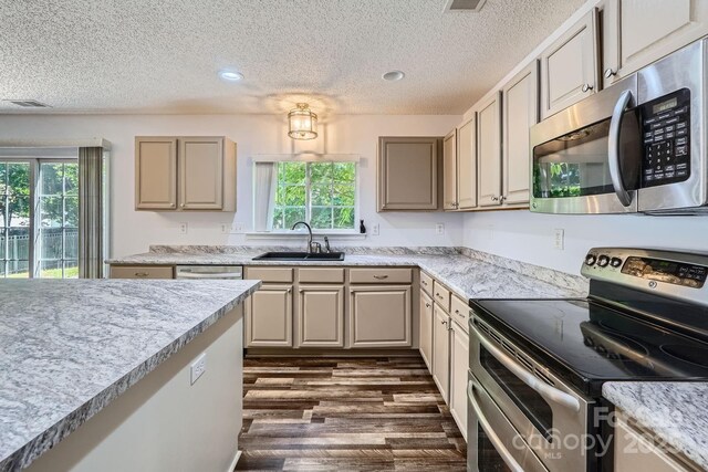 8919 Oransay Way, Charlotte, NC 28278 - photo 9