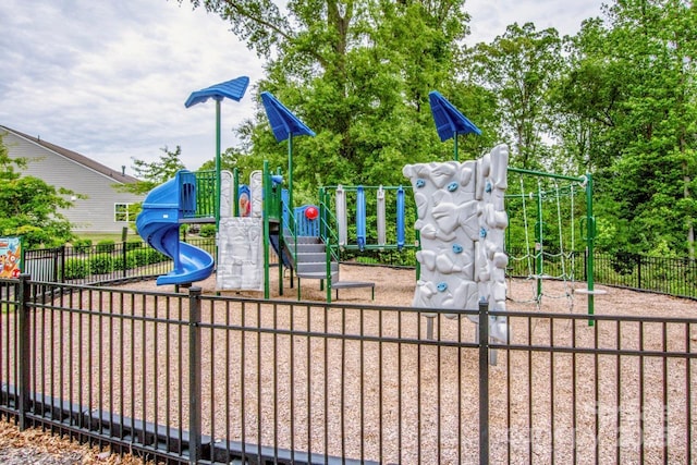 10707 Charmont Pl, Huntersville, NC 28078 - community play area featuring fence