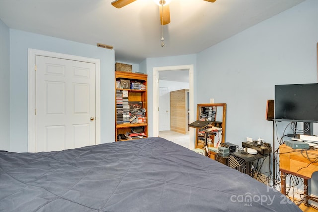 7122 Forest Ridge Rd, Matthews, NC 28104 - bedroom with ceiling fan