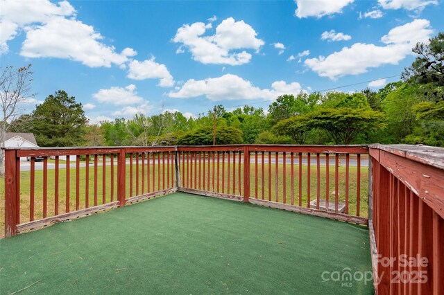 2412 Laura Dr, Charlotte, NC 28212 - exterior space