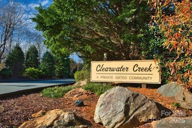 926 Cross Creek Dr, Rutherfordton, NC 28139 - view of community sign