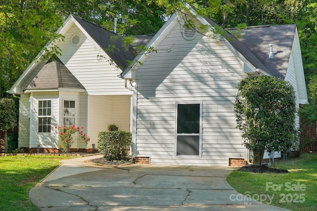 9200 Forest Green Dr, Charlotte, NC 28227 - view of front of house with a shingled roof