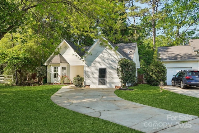 9200 Forest Green Dr, Charlotte, NC 28227 - view of front of house with driveway and a front yard