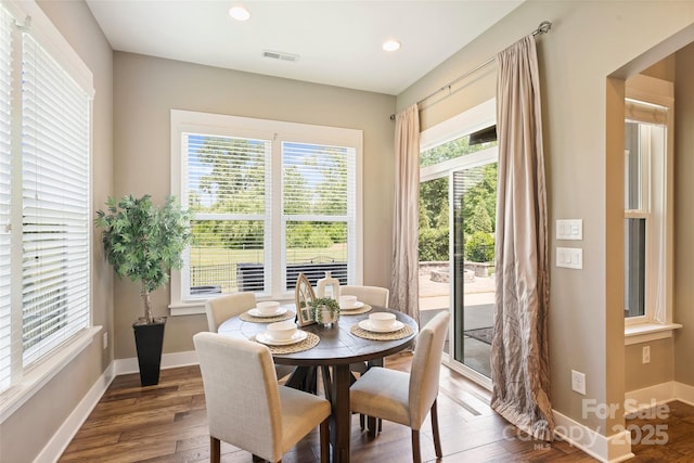 505 Chamberlain Ct, Mcadenville, NC 28101 - dining room with dark wood-style flooring, baseboards, visible vents, and recessed lighting