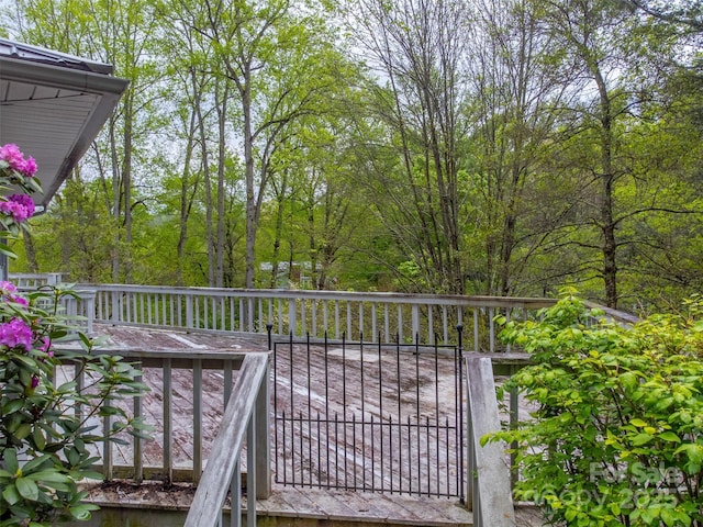 362 Cowan Valley Ests, Sylva, NC 28779 - deck featuring a gate
