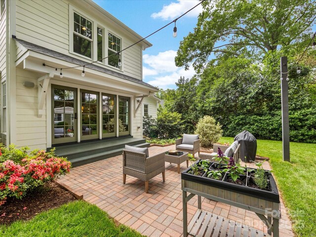 view of patio featuring an outdoor living space