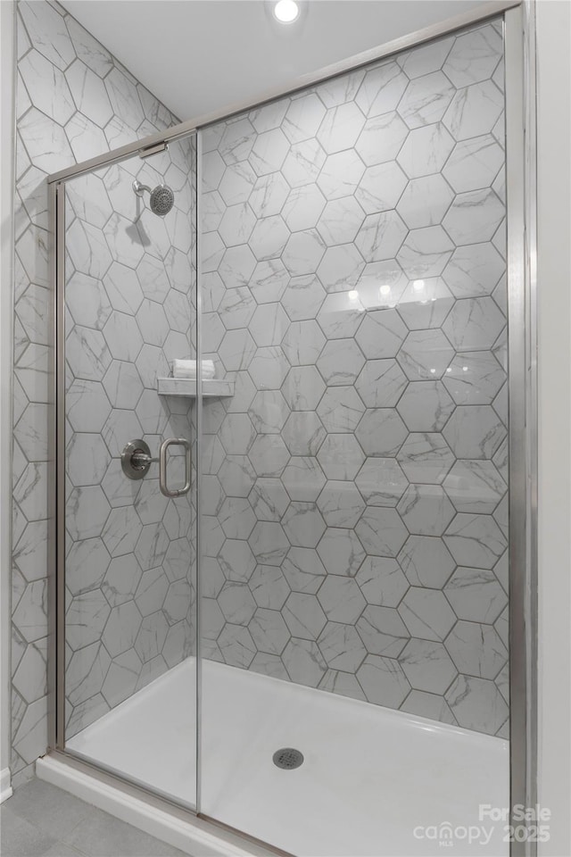 full bath featuring a shower stall and recessed lighting