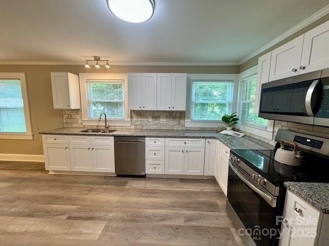 105 N Baldwin Ave, Kannapolis, NC 28083 - photo 17