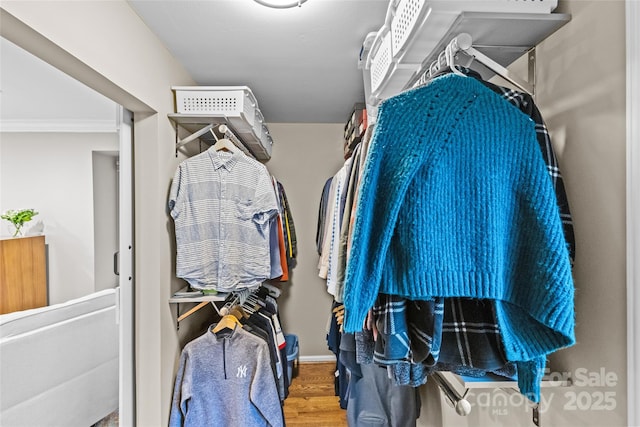2418 Ainsdale Rd, Charlotte, NC 28226 - walk in closet featuring wood finished floors