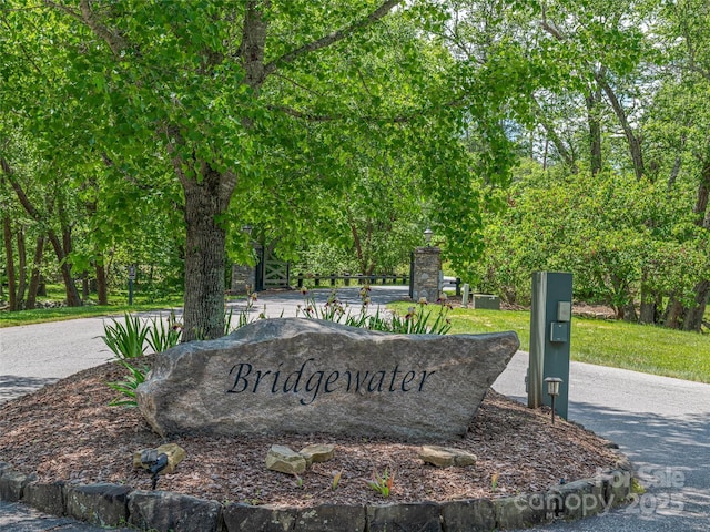 14 Sweet Gum Hl, Fletcher, NC 28732 - view of community / neighborhood sign