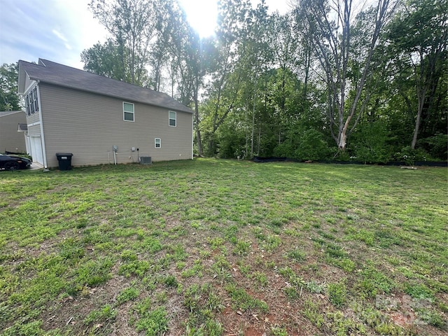 1070 Glenbriar Ct, Woodleaf, NC 27054 - view of yard featuring central AC