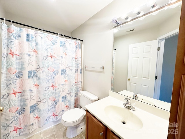 bathroom with tile patterned floors, visible vents, toilet, vanity, and a shower with curtain