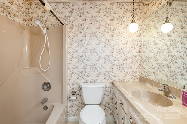 6 N Hudson Ln, Fletcher, NC 28732 - bathroom with wallpapered walls, vanity, bathtub / shower combination, toilet, and baseboards