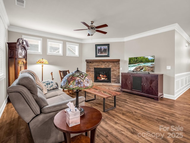 775 Summerfield Pl, Flat Rock, NC 28731 - living room featuring wood finished floors, visible vents, ceiling fan, and ornamental molding
