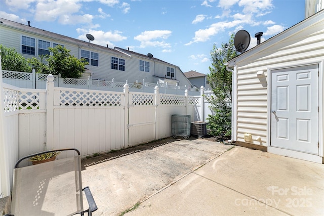 827 Gentlewinds Ct, Fort Mill, SC 29708 - view of patio / terrace featuring fence and cooling unit