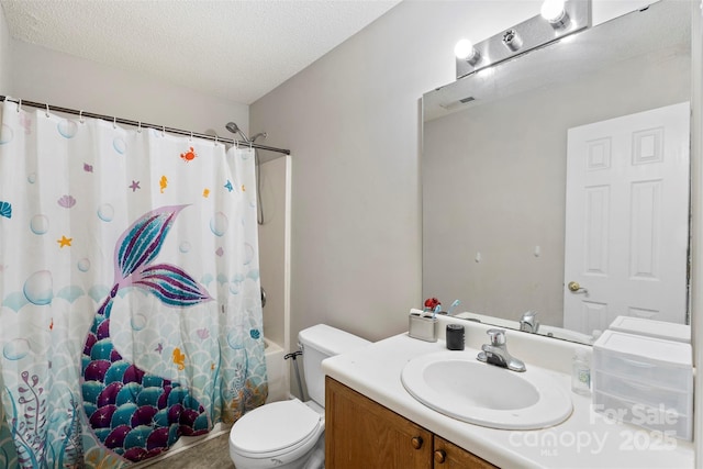 bathroom with visible vents, toilet, vanity, shower / tub combo with curtain, and a textured ceiling