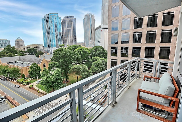 333 W Trade St Unit 800, Charlotte, NC 28202 - photo 2