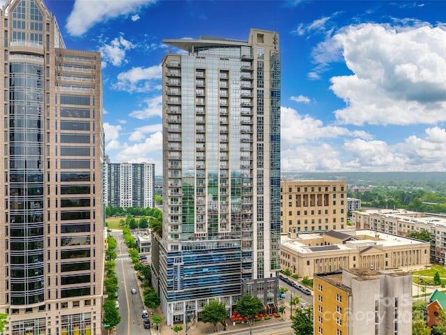 333 W Trade St Unit 800, Charlotte, NC 28202 - photo 3