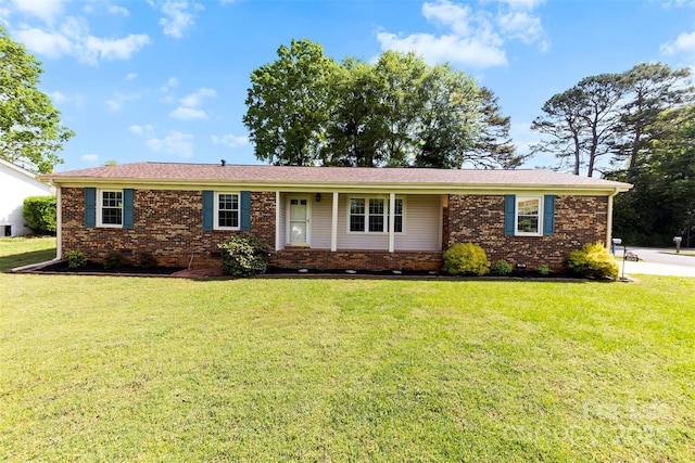300 Scotland Dr, Kings Mountain, NC 28086 - ranch-style house featuring brick siding, a front lawn, and crawl space