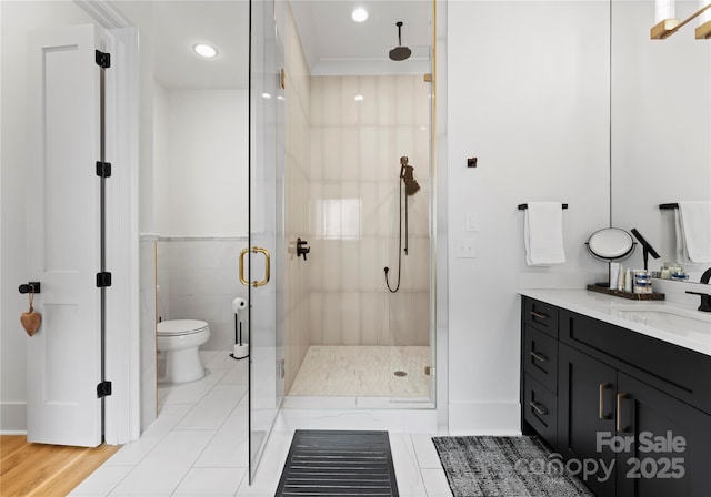 3933 Ayrshire Pl, Charlotte, NC 28210 - full bath featuring vanity, recessed lighting, a stall shower, and toilet